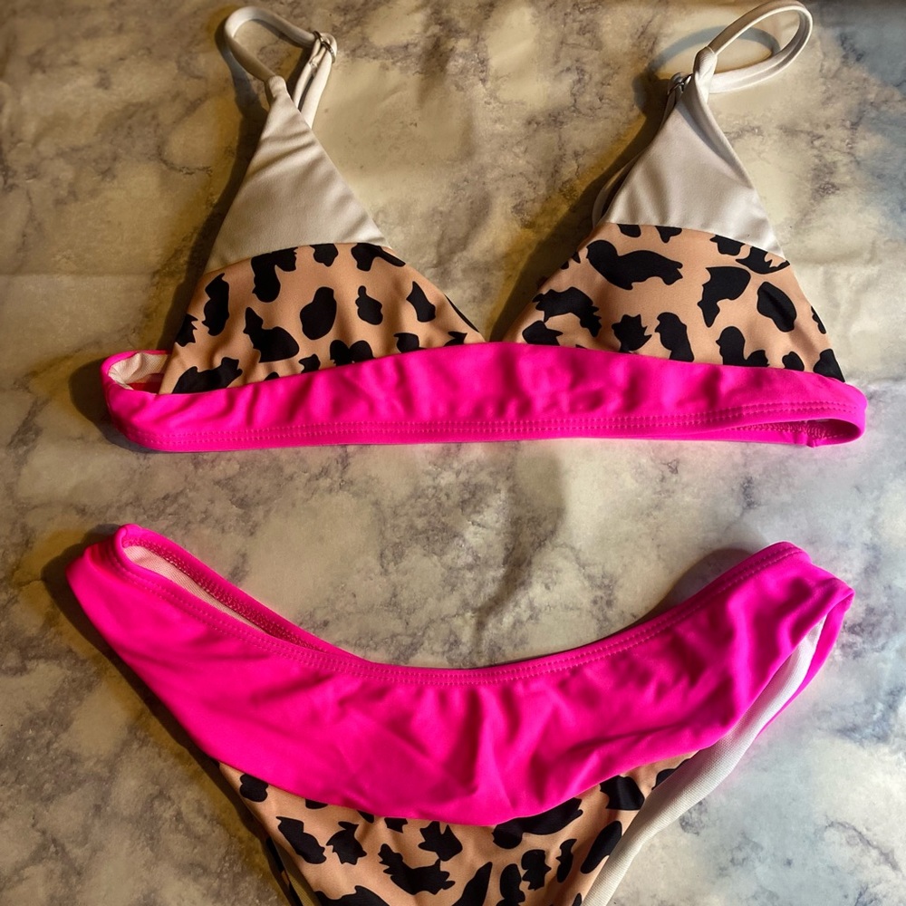 Shein bikini.. brand new never worn still in bag.
